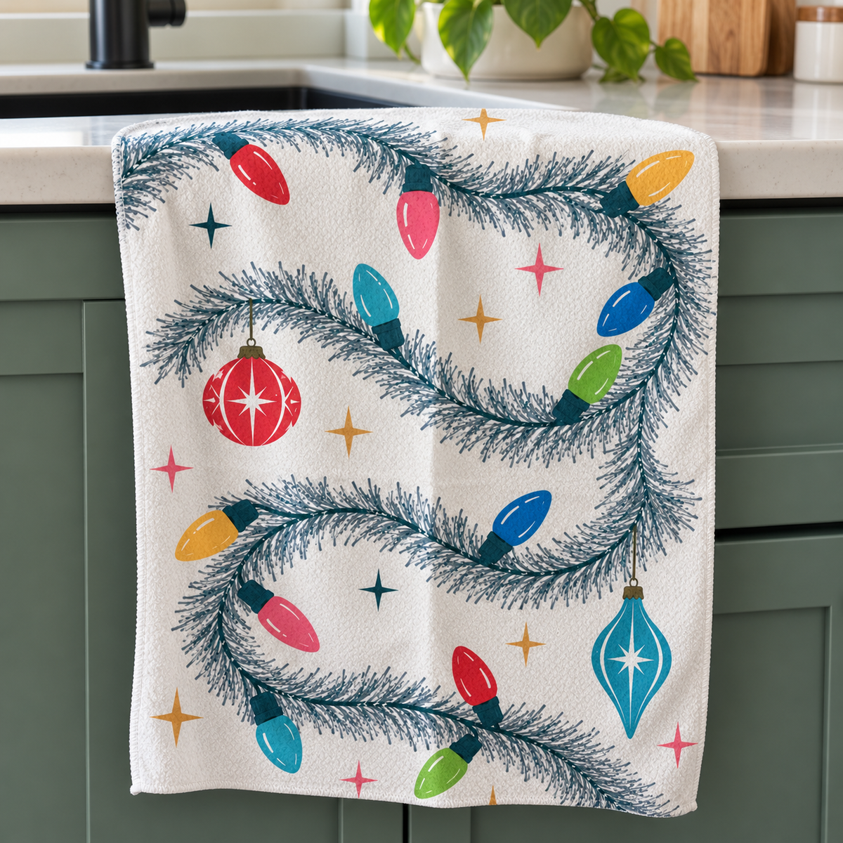 Retro Christmas Lights Tea Towel — Vintage Holiday Ornament Microfiber