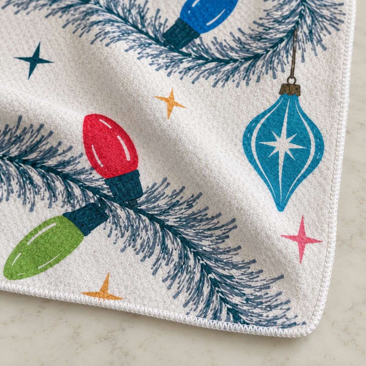 Retro Christmas Lights Tea Towel — Vintage Holiday Ornament Microfiber