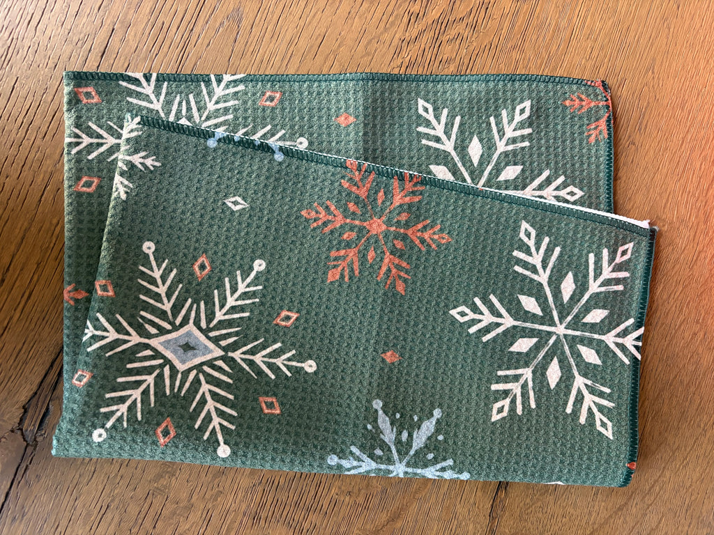 Holiday Snowflake Microfiber Tea Towel